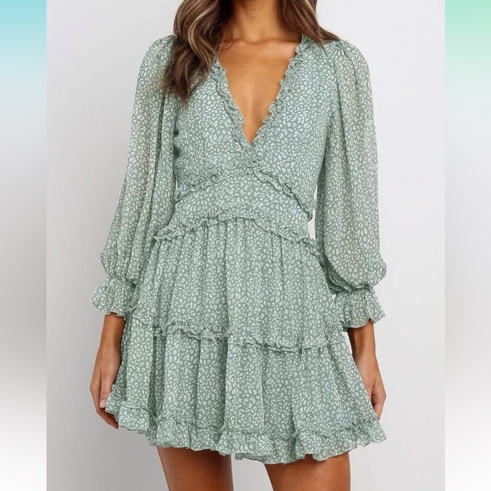 NEW Green Pattern Cut Out Dress Size Medium